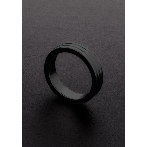 Péniszgyűrű Kokring:Arany Fekete Bordázott C-Gyűrű (10x50mm)