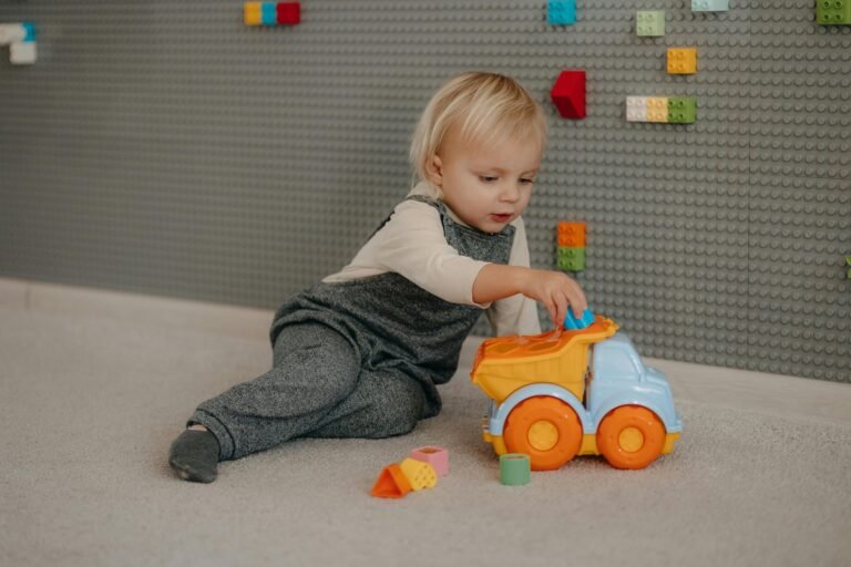 Flow-élmény a szőnyegen: Hogyan segíti a DUPLO a mély fókusz és a türelem kialakulását?